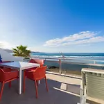 Apartman Living Canteras - Beachfront And Huge Terrace *